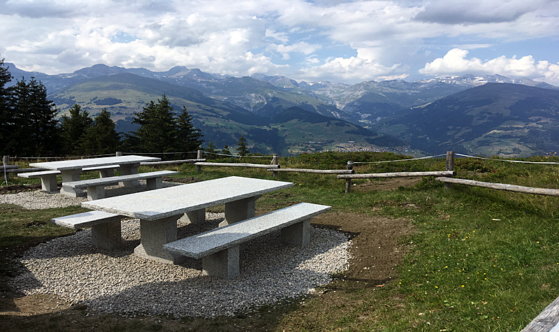 Granit Gartentische